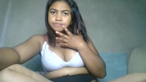 aariciah online show from March 23, 11:27 am