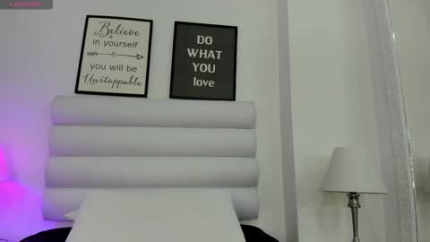 abbey_walker online show from March 9, 11:02 am