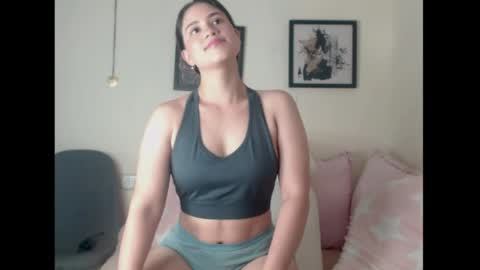 Abbie Hard  --------------- Streaming from 0800 - 0400 UTC-5 online show from April 18, 3:20 am