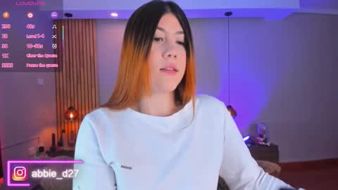 Abbie Edmond  online show from October 25, 4:20 am