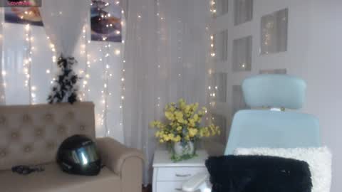 Abbi online show from February 8, 10:19 pm