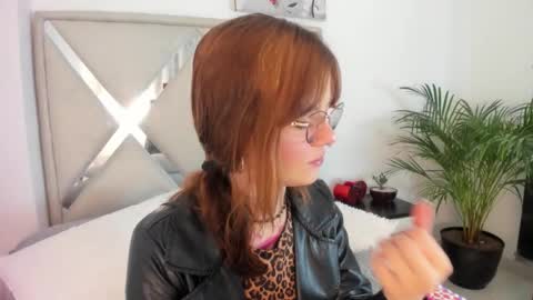 abby jones online show from February 12, 4:03 am