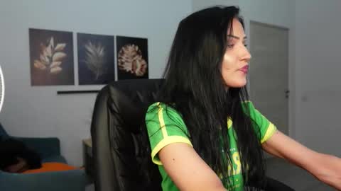 ABBY LAKER online show from December 14, 9:20 pm