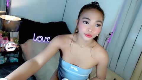 abby_luxpinay online show from November 29, 7:40 pm