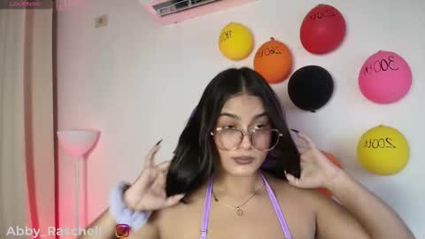 abby_raschell online show from January 18, 2:41 am