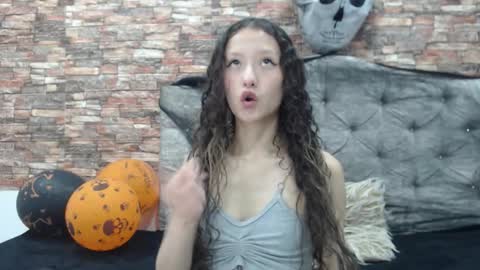 Snapshot of abbycutecs chatting on October 21, 2:54 pm abbycute online show from October 21, 2:54 pm