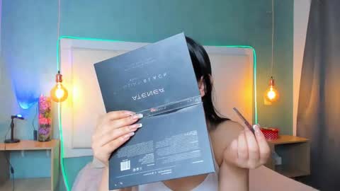 Abby Dixon  online show from March 17, 12:20 pm