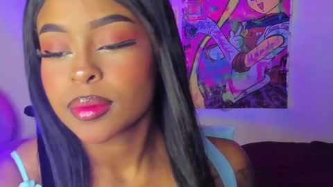 Simone    may online show from February 26, 7:23 am