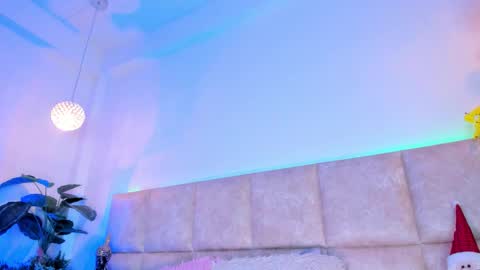 abelladgr online show from December 23, 3:10 am