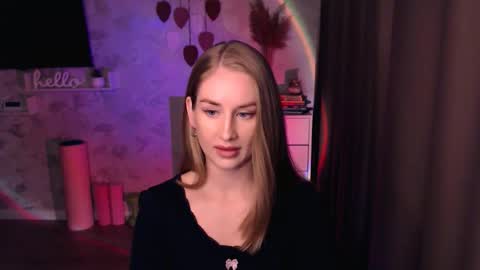 Anna online show from November 11, 7:55 pm