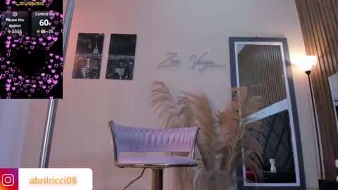 Abril  online show from February 25, 3:42 am