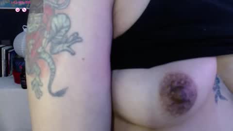 Absenta vert online show from November 12, 11:47 pm