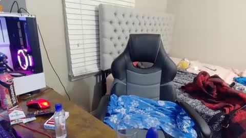 ac1d3athz online show from January 7, 8:45 am