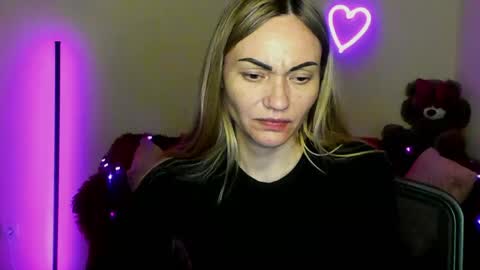 Adalina online show from April 18, 7:07 pm