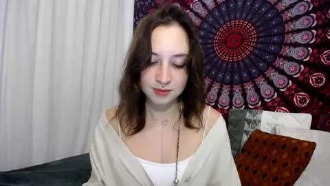 Adalyn online show from November 8, 7:19 pm