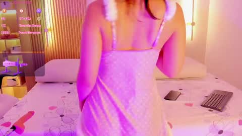 adara gray online show from April 18, 9:48 pm