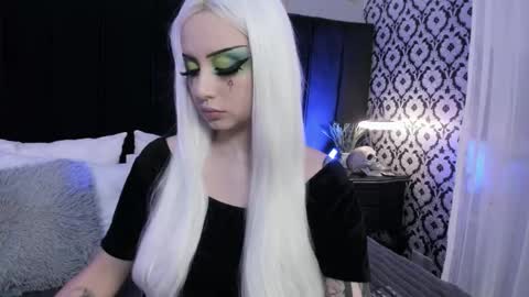 Ade  online show from November 7, 8:36 pm