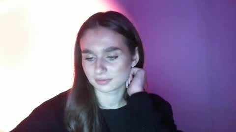 Adele Amore online show from February 15, 6:23 pm