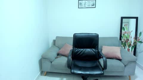 Carolina online show from November 18, 12:06 pm