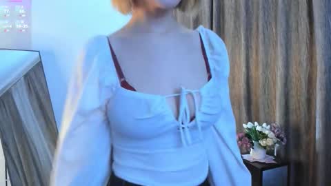 Adelin online show from October 13, 3:25 pm