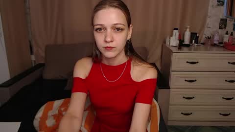 Lina online show from June 2, 1:23 pm
