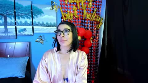 Adelle online show from September 16, 6:49 pm