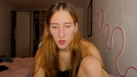 Adell online show from June 7, 9:43 pm