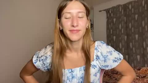 Adell online show from July 1, 9:47 pm