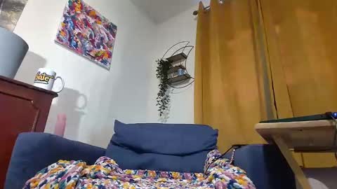 Queen Bunny online show from February 4, 9:20 pm