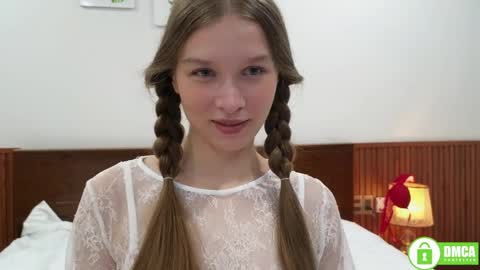 Lia  online show from April 16, 6:57 am