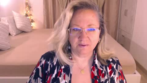 Cryna online show from February 26, 4:19 am