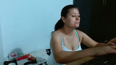 Adriana milf online show from January 30, 5:30 am