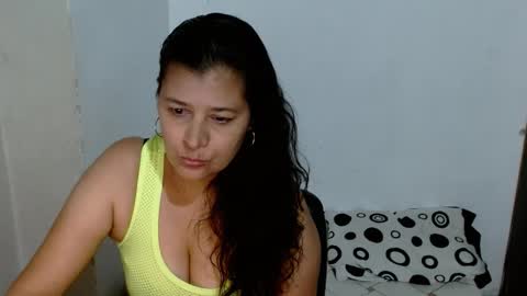 Adriana milf online show from October 11, 6:40 am