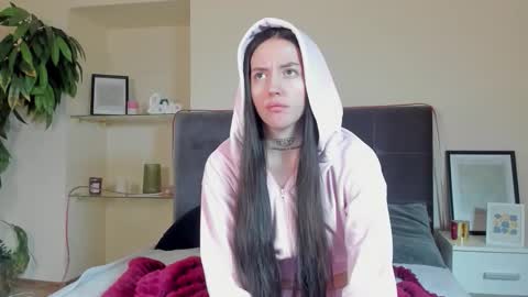 Adriana online show from February 9, 6:15 am