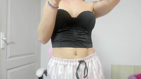 adventurina online show from November 20, 12:50 pm