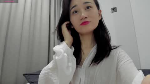 Aenie online show from January 4, 5:16 pm