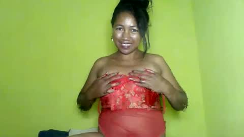 aelyaa online show from April 21, 3:02 am
