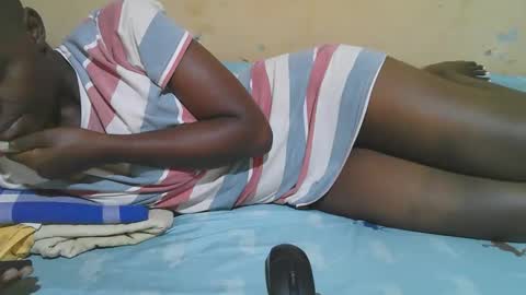 african_pussy2 online show from October 22, 8:30 am