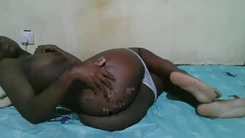 african_pussy2 online show from March 8, 3:16 am