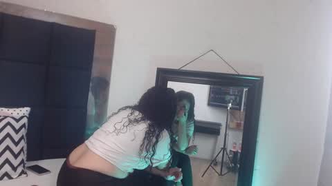 Sara online show from January 10, 3:27 pm