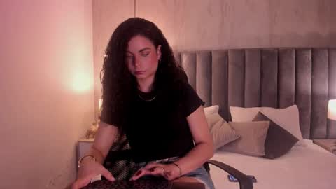 Snapshot of agatha_mendoza chatting on October 14, 10:34 pm AgathaMendoza online show from October 14, 10:34 pm