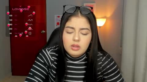 Cat online show from February 4, 3:09 am