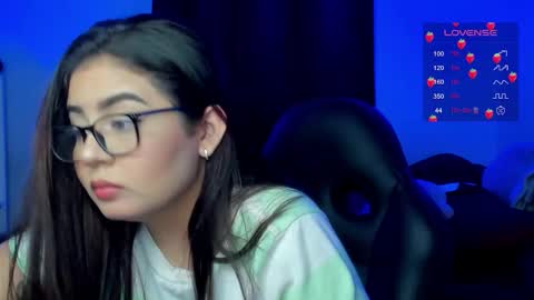 Cat online show from December 4, 3:09 am