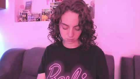 Snapshot of agathaa_ks_ chatting on January 28, 8:36 pm Camila 2 online show from January 28, 8:36 pm