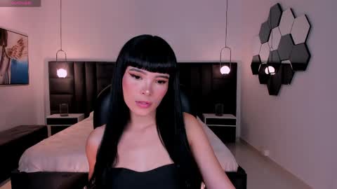 Agatha online show from April 18, 8:20 pm