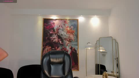 Agatha online show from April 12, 8:33 pm