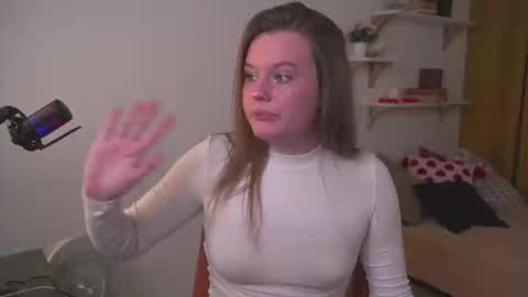 agatthgris online show from February 22, 10:10 pm