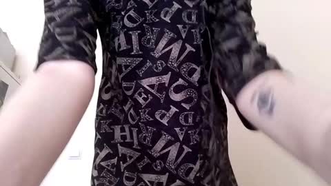 Monica online show from November 26, 3:40 am