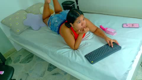 AHSLY online show from April 12, 12:30 pm