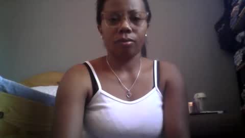 Aicha boobs online show from November 24, 7:10 am